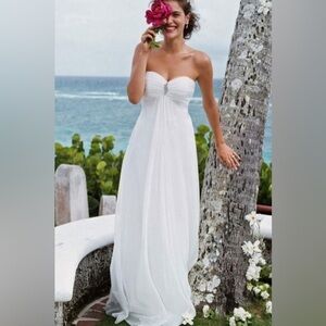 Galina‎ Strapless Chiffon Ivory Wedding Dresses Size 2 NWT